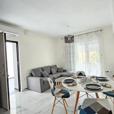 Appartement 2 Bedrooms By The Sea