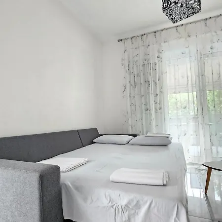 2 Bedrooms By The Sea