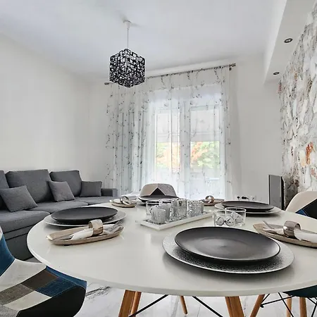 2 Bedrooms By The Sea Hanioti
